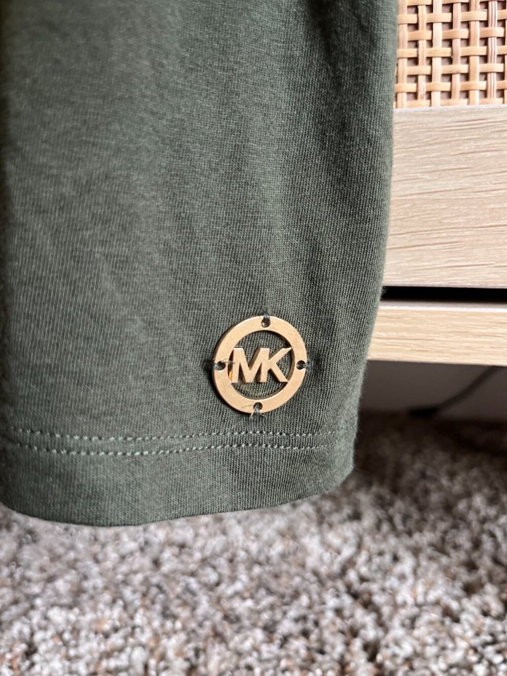 Michel Kors T-Shirt with Bow Sleeve Detail (Large) - Picture 3 of 6